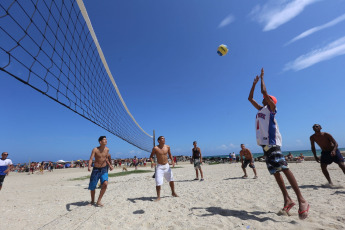 Vargas, Venezuela.- Recorrido por las playas del Litoral de Vargas, uno de los destinos turísticos más importantes para los venezolanos. Limita al norte con el Mar Caribe y al sur con la Cordillera de La Costa. El Litoral es visitado por la mayoría de los caraqueños cada fin de semana y forma parte de la Gran Caracas, tres de sus ciudades (Catia La Mar, La Guaira y Maiquetía) son ciudades dormitorio de Caracas.