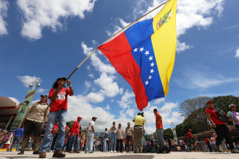 Caracas, Venezuela.- El presidente de la República Bolivariana de Venezuela, Nicolás Maduro, está presente en la manifestación realizada este jueves en Los Próceres, Caracas, 'contra la injerencia imperial y en defensa de la soberanía nacional'.