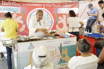 Panchimalco, El Salvador.- Los habitantes de Panchimalco participaron este sábado junto al presidente Salvador Sánchez Cerén y la Primera Dama, Margarita Villalta de Sánchez, del Festival itinerante por el Buen Vivir, que combina cultura, salud, educación, asistencia social y participación ciudadana.