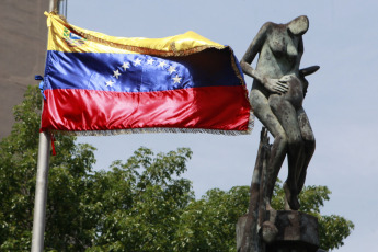 Caracas, Venezuela.- Concentración en conmemoración de los 15 años del intento de golpe de Estado a Hugo Chávez, el encuentro se desarrolló este martes 11 de abril en Puente Llaguno, en Caracas, para conmemorar los 15 años de la masacre donde murieron al menos 19 personas.