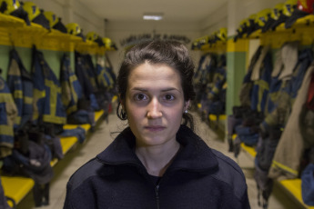 Images of the volunteer firemen of the emblematic neighborhood of Buenos Aires La Boca. The volunteer firemen of Argentina is a grouping of firemen ad honorem that offers service in all the Argentine territory. Its beginning dates back to when an Italian immigrant Tomas Liberti, from the Buenos Aires neighborhood of La Boca, created on June 2, 1884, the first volunteer firefighters in the country, the headquarters was set up in Calle Brandsen in 567, under the motto "want is power " The date quoted is taken as Volunteer Firefighter Day. There are approximately 900 fire brigades in Argentina, a total of 43,000 men and women, and it is divided into 26 federations.