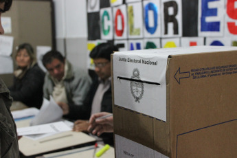 BUENOS AIRES, ARGENTINA.- In the photo taken today October 27, 2019, from 8 in the morning, the vote is taken throughout Argentina to elect the next president. The candidates have not yet cast their vote.