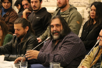 Buenos Aires.- In the images taken today September 4 in the afternoon in the premises of the Congress of the Argentine Nation, opposition legislators met with representatives of social organizations, who demonstrated today September 4, 2019 in claim of the sanction of the emergency food law. The union leaders and members of the Social Pastoral of the Catholic Church also participated in the meeting. In the image, with the microphone, the unionist Roberto Baradel, General Secretary of the Unified Union of Education Workers of Buenos Aires and the Central of Workers of Argentina in the province of Buenos Aires, on his left the leader of the Confederation of Workers of the Popular Economy (CTEP) Juan Grabois.