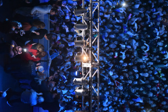 La Plata.- In the photo, the candidate for vice president for the Front of All, Cristina Fernández de Kirchner, said on August 31 that "she knew" that her space was going to win, but "she did not imagine so much difference", by exposing at the Faculty of Journalism of the National University of La Plata, where he presented his book, ¨Sincerely¨.