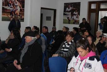 La Plata, Argentina.- In the image taken today September 6, 2019, dozens of supporters of Gymnastics Fencing La Plata will approach the clubhouse in the city of La Plata, after it was confirmed that Diego Armando Maradona will be the new Technical Director of the first division football team. The Institution said that only those who are partners of the entity would enter the stadium, which meant that many wanted to secure a place in the stands. Many of the new members have declared that they are not supporters of the Platense club, but the love of many Argentines for Maradona overcomes these barriers. Gymnastics and Fencing La Plata is a modest club in the city of La Plata, the capital of the province of Buenos Aires, which although it is one of the oldest football clubs in Argentina, has never obtained an official first division championship and Currently fighting to not descend to second division.