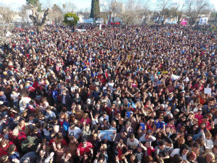 La Plata, Buenos Aires.- The candidate for Vice President of Argentina for the Front of All, Cristina Fernández de Kirchner, today August 31, 2019 at the Faculty of Journalism of the National University of La Plata her book "Sinceramente". The followers of his space, especially young people, approached the area of the Faculty of Journalism early, from where he was dean until a few months ago who now has high chances of being the next mayor of the city of La Plata, the Capital from the province of Buenos Aires, Florencia Saintout, who accompanied her in her presentation, together with the candidate for provincial governor Axel Kicillof.