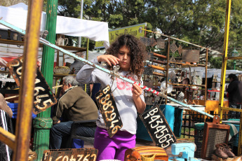 Buenos Aires, Argentina.- In the images taken on Sunday, September 8, 2019, every Sunday the San Telmo neighborhood, south of Buenos Aires, receives thousands of visitors that flood its streets to live a different experience in the City of Buenos Aires. That day the traditional San Pedro Telmo Fair is held in the Plaza Dorrego, the heart of the neighborhood. More than 250 street stalls exhibit various old objects ranging from furniture, paintings, light fixtures, vases, collectible toys, books and magazines, posters, dresses and shoes, watches, ornaments of all kinds, statues, coins, old photos, Silverware, jewelry up to multicolored siphons.