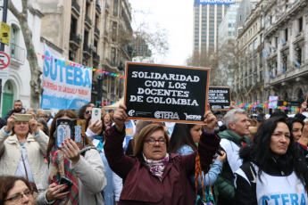 Buenos Aires, Argentina.- In the photo, today September 11, 2019, on Teacher's Day in Argentina, teachers mobilized in different parts of the country called by the Confederation of Education Workers (Ctera). They loaded posters in solidarity with Colombian teachers who a few weeks ago denounced harassment, threats and murders against social leaders, including teachers. With a community breakfast and educational games for the whole family, teachers celebrated their day with a particular request. "With hunger you cannot teach or learn," was the slogan of the central act for the Day of the Teacher and the Teacher that was held in front of the Cabildo. The day was aimed at denouncing the situation in the classroom. "Hunger does not wait," repeated the teachers throughout the morning.