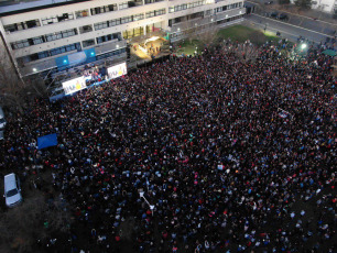 La Plata, Buenos Aires.- The candidate for Vice President of Argentina for the Front of All, Cristina Fernández de Kirchner, today August 31, 2019 at the Faculty of Journalism of the National University of La Plata her book "Sinceramente". The followers of his space, especially young people, approached the area of the Faculty of Journalism early, from where he was dean until a few months ago who now has high chances of being the next mayor of the city of La Plata, the Capital from the province of Buenos Aires, Florencia Saintout, who accompanied her in her presentation, together with the candidate for provincial governor Axel Kicillof.