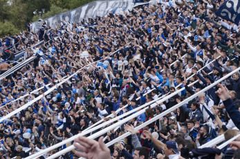 La Plata, Argentina.- In the images taken today, Sunday, September 8, 2019, the supporters of the club that the former captain of the Argentine soccer team Diego Armando Maradona, Gimnasia y Esgrima La Plata, who filled their stadium to receive, began to lead to the idol in La Plata, the capital of the province of Buenos Aires, south of the Capital of Argentina. From early on, the supporters began to arrive at the stadium, in the area of the La Plata forest, in what was the first training of the first division team of the club led by Maradona behind open doors, which fights the descent and the latter in the table of positions of the championship of first division of Argentine soccer.