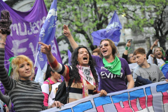 La Plata, Argentina.- Today, October 13, 2019, thousands of women participate in the workshops of the National Meeting of Women in the city of La Plata. In the afternoon a national women's march will be held that will conclude at the Unique Stadium of that City. There was also a "tetazo" in front of the Cathedral of La Plata for the separation of the Church from the State. On the second day of the 34th National Meeting of Women, hundreds of women demonstrated in front of the emblematic building, which is fenced and guarded by a hundred women police