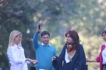 LA PLATA, ARGENTINA.- The candidate for governor of the Province of Buenos Aires for the Front of All, Axel Kicillof (SECOND OF THE LEFT), made today Wednesday October 23, 2019 the closing of his campaign in La Plata, capital of The province of Buenos Aires. He was accompanied by the candidate for vice president, Senator Cristina Fernández (THIRD OF THE LEFT)). The candidate for vice governor and current mayor of La Matanza, Verónica Magario (FIRST LEFT), also participated in the campaign closure; and the applicant for mayor of La Plata, Florencia Saintout (FIRST OF THE RIGHT).