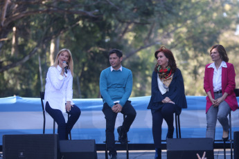 LA PLATA, ARGENTINA.- The candidate for governor of the Province of Buenos Aires for the Front of All, Axel Kicillof (SECOND OF THE LEFT), made today Wednesday October 23, 2019 the closing of his campaign in La Plata, capital of The province of Buenos Aires. He was accompanied by the candidate for vice president, Senator Cristina Fernández (THIRD OF THE LEFT)). The candidate for vice governor and current mayor of La Matanza, Verónica Magario (FIRST LEFT), also participated in the campaign closure; and the applicant for mayor of La Plata, Florencia Saintout (FIRST OF THE RIGHT).