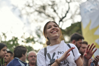 BUENOS AIRES, ARGENTINA.- In the photo taken on October 27, 2019, people participated in the celebrations of the triumph of Alberto Fernández as the new President of Argentina. The new president-elect spoke from the bunker of the Frente de Todos in Chacarita. He confirmed that tomorrow he will meet Mauricio Macri and said that "the only thing that matters is that the Argentines stop suffering." He called to "build the egalitarian and solidarity Argentina that we dream".