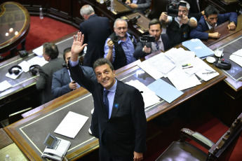 BUENOS AIRES, ARGENTINA- En la foto tomada hoy 4 de Diciembre del 2019 el electo presidente de la Cámara de Diputados de Argentina, Sergio Massa. La Cámara de Diputados formalizó su nueva conformación con la jura de los 130 nuevos diputados que debutarán a partir del 10 de diciembre con la discusión del primer Presupuesto del presidente electo, Alberto Fernández. Pasadas apenas las 13 hs y conducida por el diputado Gonzalo Del Cerro, comenzó la sesión preparatoria en la que prestan juramento los legisladores que resultaron electos en octubre pasado y además se votarán a las nuevas autoridades de la Cámara baja.