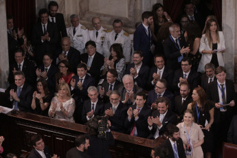 BUENOS AIRES, ARGENTINA.- In the photo taken on December 10, 2019, Alberto Fernández assumed today, December 10, the Presidency of Argentina by swearing in Congress with Vice President Cristina Fernández de Kirchner and receiving the command attributes from the hands of his predecessor, Mauricio Macri. After the assumption, Fernández delivered - before the Legislative Assembly - a speech of conciliatory tone, but in which he drew a hard diagnosis of the situation that the country is going through and proposed a clear change of course.