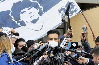 (Archive) Buenos Aires, Argentina.- In the photo, the doctor Leopoldo Luque. The Police carried out this Sunday (29), at the request of the San Isidro Attorney General's Office, raids on the house and the office of doctor Leopoldo Luque in the framework of the case in which the circumstances of the death of Diego Armando Maradona are being investigated , according to sources of the force and judicial.