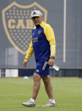 Buenos Aires, Argentina.- En las fotos tomadas el 30 de diciembre del 2020, durante el entrenamiento del club Boca Juniors en Buenos Aires, Argentina. El Superclásico entre Boca y River por la zona Campeonato de la Copa Diego Maradona se programó finalmente para el sábado 2 de enero desde las 21.30 (hora local) en La Bombonera.