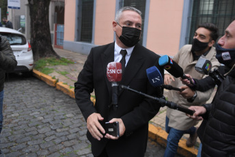 Buenos Aires, Argentina.- En las fotos tomadas el 2 de septiembre del 2021, el abogado Víctor Stinfale declaró en la causa Maradona, se presentó ante la Justicia en el marco de la investigación por la muerte del Diez. Stinfale afirmó este jueves que no tiene ningún vínculo laboral ni económico con Leopoldo Luque, uno de los principales apuntados por el fallecimiento del Diez.