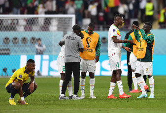 Doha, Qatar.- En las fotos tomadas el 29 de noviembre del 2022, durante el partido entre Ecuador y Senegal por la copa del mundo Qatar 2022. La Selección de Ecuador perdió 2-1 contra Senegal, en un duelo definitorio en Qatar 2022.