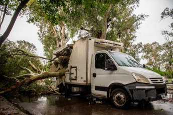 Santiago del Estero, Argentina.- In the photos taken on November 29, 2022, it shows the damage caused after the passage of a storm in Santiago del Estero. Fallen trees, cut cables, blown up roofs and billboards, damage to schools, collapse of antennas, damaged vehicles and affected families left torrential rains with strong winds in the city of Santiago del Estero, reported Civil Defense sources.