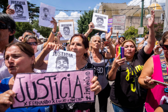 Dolores, Argentina.- In the photos taken on February 6, 2023, people attend the Oral Criminal Court 1 of the city of Dolores where five of the eight rugby players accused of killing blows to Fernando Báez Sosa, in the early morning of January 18, 2020 in the resort town of Villa Gesell, while the other three were considered secondary participants.