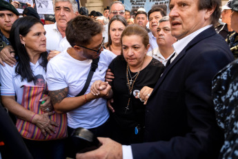 Dolores, Argentina.- In the photos taken on February 6, 2023, people attend the Oral Criminal Court 1 of the city of Dolores where five of the eight rugby players accused of killing blows to Fernando Báez Sosa, in the early morning of January 18, 2020 in the resort town of Villa Gesell, while the other three were considered secondary participants.