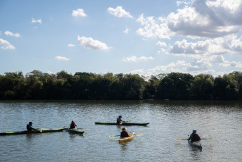 Entre Rios, Argentina.- En las fotos tomadas el 2 de febrero del 2023, muestra un humedal de un parque provincial en tres islas del río Uruguay en la provincia argentina de Entre Rios. El Programa de las Naciones Unidas para el Medio Ambiente (Pnuma) de las Naciones Unidas (ONU) alertó sobre la situación de peligro en que se encuentran los humedales con vegetación, como los pantanos y las marismas y otros entornos acuáticos de todo el mundo. El ente refiere que debido a la contaminación o degradación como consecuencia del cambio climático y el desarrollo humano, al menos el 35 por ciento de los humedales del mundo se perdió en el periodo comprendido entre 1970 y 2015.