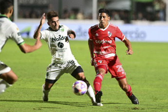 Junín, Argentina.- In the photos taken on March 19, 2023, during the match between River Plate and Sarmiento for the Professional League at the Eva Perón Stadium. Martín Demichelis's team reached the top of the Professional League with its 2-0 victory against Sarmiento.