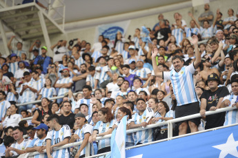 Santiago del Estero, Argentina.- In the photos taken on March 28, 2023, after the match between the Argentine National Team and Curaçao in Santiago del Estero, Messi together with the Argentine National Team lifted the World Cup and celebrated with the fans in a International friendly to a full stadium.