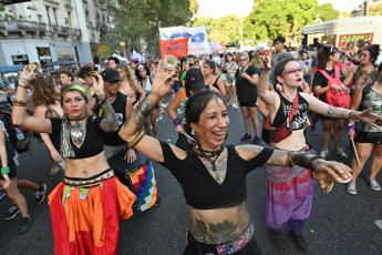 Buenos Aires, Argentina.- In the photos taken on March 8, 2023, shows the march for International Women's Day in Buenos Aires, Argentina. Feminist, political and social groups commemorate International Women's Day (8M) throughout the country with different mobilizations, acts and other activities, including the concentration in the National Congress.