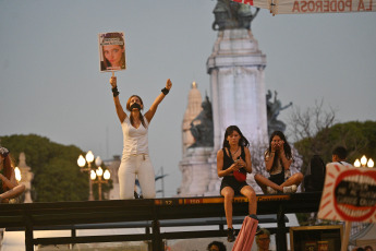 Buenos Aires, Argentina.- In the photos taken on March 8, 2023, shows the march for International Women's Day in Buenos Aires, Argentina. Feminist, political and social groups commemorate International Women's Day (8M) throughout the country with different mobilizations, acts and other activities, including the concentration in the National Congress.