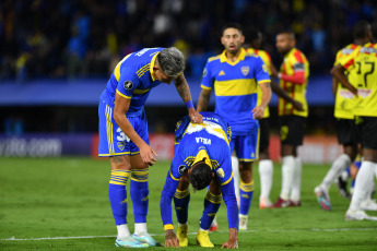 Buenos Aires, Argentina.- In the photos taken on April 18, 2023, during the match between Boca Juniors and Deportivo Pereira for date 2 of Group F of the Copa Libertadores 2023 at the Alberto J. Armando stadium, the 'Bombonera' from Buenos Aires. Boca beat Pereira's team 2-1, with goals from Luis Advíncula and Alan Varela. The Argentine club came back towards the end of the game and achieved its first victory in the Conmebol tournament.