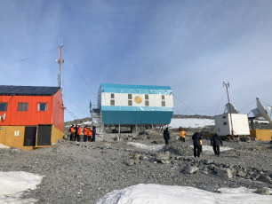 Antarctica, Argentina.- In the photos taken on April 20, 2023, during the inauguration of three new multidisciplinary laboratories for the Esperanza, Orcadas and San Martín bases, together with two scientific refuges on the Vega and Cerro Nevado islands, which form part of the first stage of the infrastructure program promoted by the Ministry of Science, Technology and Innovation, which seeks to promote research in the Argentine Antarctic.