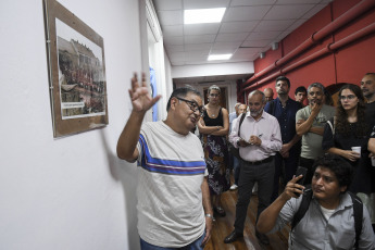 Buenos Aires, Argentina.- En las fotos tomadas el 12 de abril del 2023, muestra objetos y materiales recuperados por veteranos de Malvinas, durante una muestra titulada "Las cosas que perdieron (y salvaron) en el fuego", inaugurada este martes en el Centro Cultural Paco Urondo, en Buenos Aires y estará disponible hasta el 28 de abril.