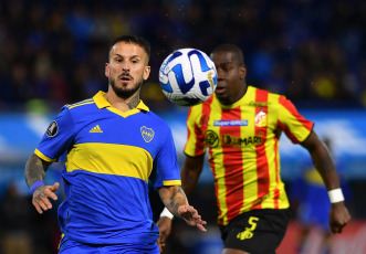 Buenos Aires, Argentina.- In the photos taken on April 18, 2023, during the match between Boca Juniors and Deportivo Pereira for date 2 of Group F of the Copa Libertadores 2023 at the Alberto J. Armando stadium, the 'Bombonera' from Buenos Aires. Boca beat Pereira's team 2-1, with goals from Luis Advíncula and Alan Varela. The Argentine club came back towards the end of the game and achieved its first victory in the Conmebol tournament.