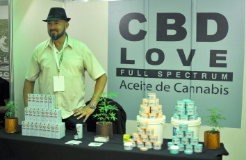 Mar del Plata, Argentina.- In the photos taken on April 9, 2023, during the I International Cannabis and Hemp Summit at the Hotel Gran Provincial (NH) in Mar del Plata. Nearly 50 stands internalized about the cannabis world on Friday, Saturday and Sunday and included the participation of Argentine and international leaders in topics such as health, cultivation, seeds, biofuels, agriculture, biotechnology and business.