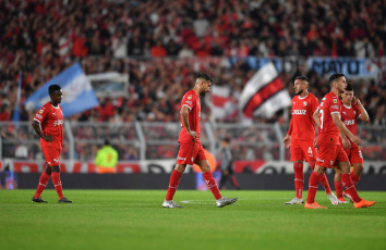 Buenos Aires, Argentina.- In the photos taken on April 23, 2023, during the match between River Plate and Independiente at the Más Monumental Stadium for matchday 13 of the Argentine Professional League. River beat Independiente 2-0 at home, in a game on matchday 13 of the Argentine Professional League. For River, the goals were scored by Esequiel Barco (at 17 minutes) and Miguel Borja (at 80 minutes).