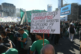 Buenos Aires, Argentina.- In the photos taken on April 13, 2023, various Argentine political and trade union organizations marched in the capital to denounce the ban and judicial persecution of Vice President Cristina Fernández de Kirchner. The demonstration was held in Plaza Lavalle in front of the Palace of Justice, seat of the Supreme Court, where they sought to reverse the decision of the vice president not to run as a candidate for the next presidential elections, after the ruling of the Federal Oral Court 2.