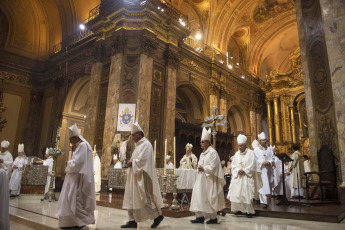 Buenos Aires, Argentina.- In the photos taken on April 24, 2023, the Episcopate celebrated the Pope with a mass in the Metropolitan Cathedral and began a week of deliberations. The 122nd plenary assembly of the Argentine Episcopal Conference (CEA), made up of bishops from all over the country, began a week of deliberations this Monday with a thanksgiving mass on the occasion of the 10th anniversary of Francis' pontificate.