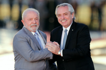 Brasilia, Brazil.- In the photos taken on May 2, 2023, the President of Brazil, Luiz Inácio Lula da Silva (left), received the President of Argentina, Alberto Fernández (right) at the Alvorada Palace, Brasilia, as part of the bilateral agenda that both countries hold. Argentina and Brazil are on their way to negotiating a bilateral agreement to alleviate the use of dollars from the Central Bank's reserves in bilateral trade, in a context of exchange favorable to the neighboring country.