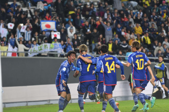 La Plata, Argentina.- In the photos taken on May 21, 2023, during the match between Japan and Senegal in a match for Group C of the U-20 World Cup that is being held in Argentina at the Diego Armando Maradona stadium. Japan defeated Senegal 1-0 on Sunday, with a goal from Kuryu Matsuki 15 minutes into the first half.