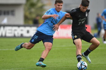 Buenos Aires, Argentina.- In the photos taken on May 9, 2023, Without Soulé, the Argentine U-20 national team continues preparing for the World Cup. With the aim of achieving the sixth title that confirms it as the top winner of the contest, the Argentine National Team began preparing for its debut in the Sub 20 World Cup in which it will host and will begin on May 20 with the duel against Uzbekistan.