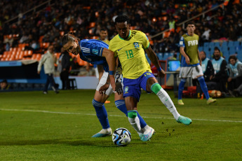 Mendoza, Argentina.- In the photos taken on May 21, 2023, during the match between Italy and Brazil at the Malvinas Argentinas stadium in Mendoza, closing the second day of the U-20 World Cup. Italy won 3-2 against Brazil and leads Group D. Brazil will look to bounce back when they face debutant Dominican Republic on the next date. For its part, Italy will seek qualification in its next match against its similar Nigeria.