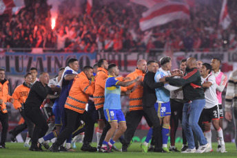 Buenos Aires, Argentina.- In the photos taken on May 7, 2023, during the match between River Plate and Boca Juniors for date 15 of the Professional Football League, at the Monumental in front of more than 83,000 people. River prevailed 1-0 against a goal by Miguel Borja and remains firm at the top of the Professional League with 37 units, taking 19 points from its classic rival.