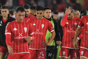 Buenos Aires, Argentina.- In the photos taken on May 29, 2023, during the match between Union and Huracán in a match for round 18 of the Argentine Professional League at the Tomás Adolfo Ducó Stadium. Union beat Huracán 1-0 with a goal from Mauro Luna Diale, after 22 minutes. On the next date, Huracán will face Central Córdoba, while Union will have Gimnasia as a rival.