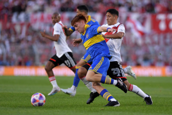 Buenos Aires, Argentina.- In the photos taken on May 7, 2023, during the match between River Plate and Boca Juniors for date 15 of the Professional Football League, at the Monumental in front of more than 83,000 people. River prevailed 1-0 against a goal by Miguel Borja and remains firm at the top of the Professional League with 37 units, taking 19 points from its classic rival.