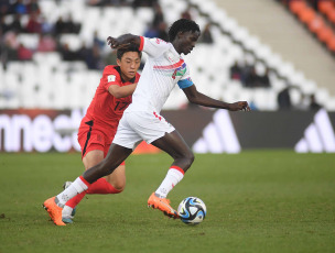 Mendoza, Argentina.- En las fotos tomadas el 28 de mayo del 2023, durante el partido entre Gambia y Corea del Sur en el estadio Malvinas Argentinas de Mendoza por la tercera y última fecha del grupo F del Mundial Sub-20. Gambia y Corea del Sur empataron 0-0, por lo que ambos equipos quedaron clasificados a los octavos de final, donde Gambia enfrentará a Uruguay y Corea del Sur lo hará con Ecuador.