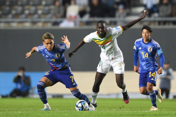 La Plata, Argentina.- In the photos taken on May 21, 2023, during the match between Japan and Senegal in a match for Group C of the U-20 World Cup that is being held in Argentina at the Diego Armando Maradona stadium. Japan defeated Senegal 1-0 on Sunday, with a goal from Kuryu Matsuki 15 minutes into the first half.