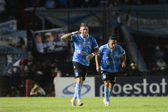 Santa Fe, Argentina.- In the photos taken on May 16, 2023, Atlético Tucumán and Estudiantes de Río Cuarto, from the First National, met in Santa Fe in a match valid for the 32nd final of the Argentine Cup. Estudiantes de Río Cuarto, beat Atlético Tucumán 3-1 and went to the 16th round of the Argentine Cup. Now, it will be measured in the next instance with the winner of Banfield and Argentino de Merlo.